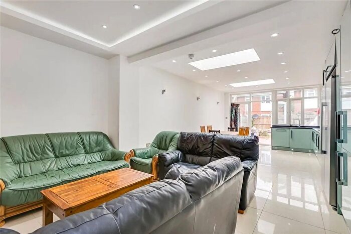 4 Bedroom Terraced House To Rent In Rostella Road, London, SW17