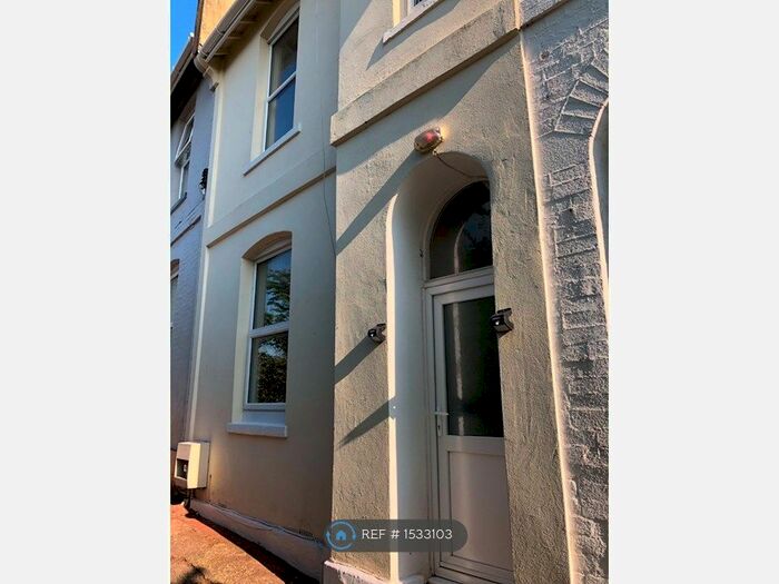 3 Bedroom Terraced House To Rent In Hilldrop Terrace, Torquay, TQ1