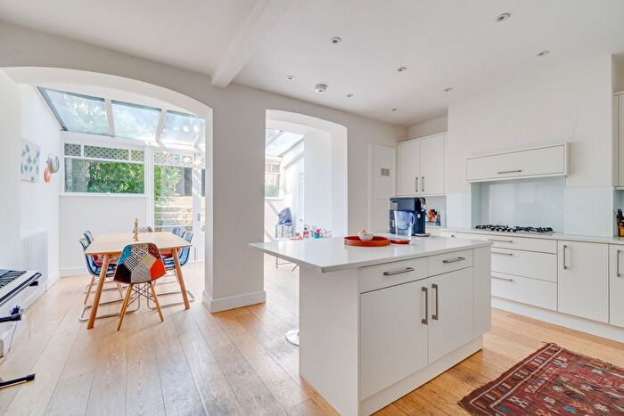 5 Bedroom Terraced House To Rent In Rostrevor Road, Fulham, SW6