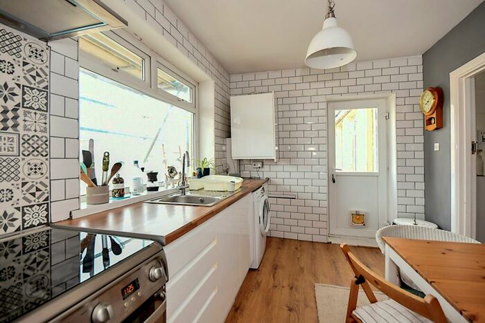 2 Bedroom Flat To Rent In Bolton Close, Bournemouth, BH6