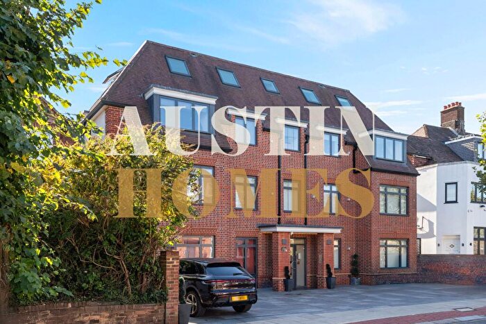 2 Bedroom Apartment To Rent In Noble House, Woodstock Road, London, NW11