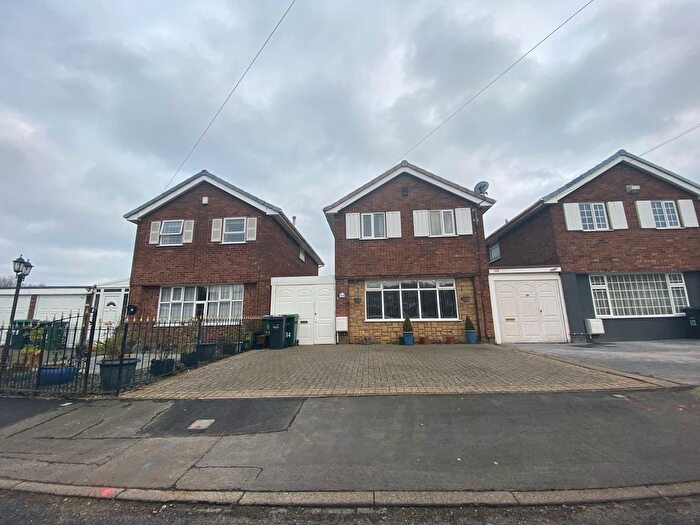 3 Bedroom Property To Rent In Queens Drive, Rowley Regis, B65