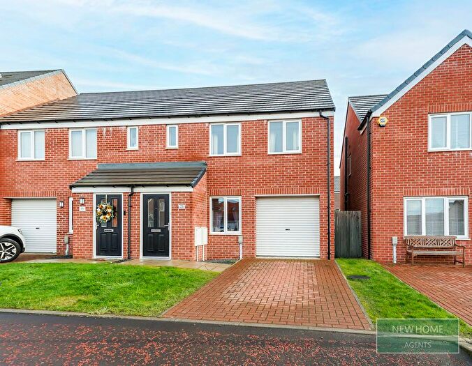 3 Bedroom Semi Detached House For Sale In Columbine Court, Hetton Le Hole, Houghton Le Spring, DH5