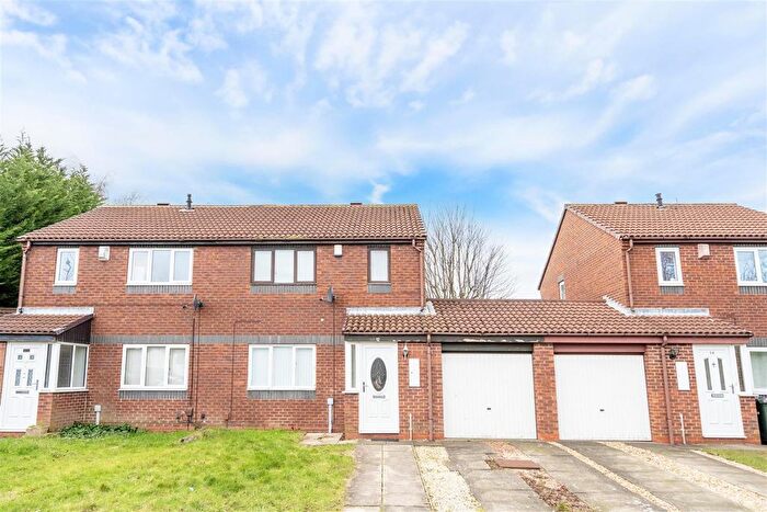 3 Bedroom Semi-Detached House To Rent In Peldon Close, Newcastle Upon Tyne, NE7