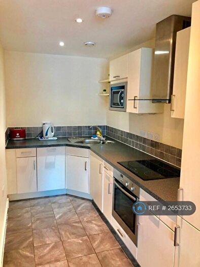 1 Bedroom Flat To Rent In Beckhampton Street, Swindon, SN1