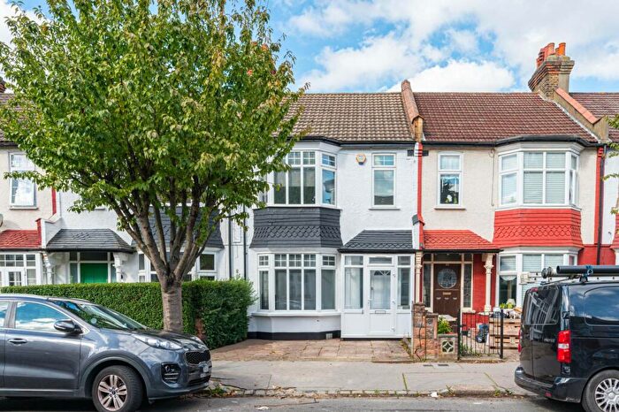3 Bedroom House To Rent In Braemar Avenue, Thornton Heath, CR7