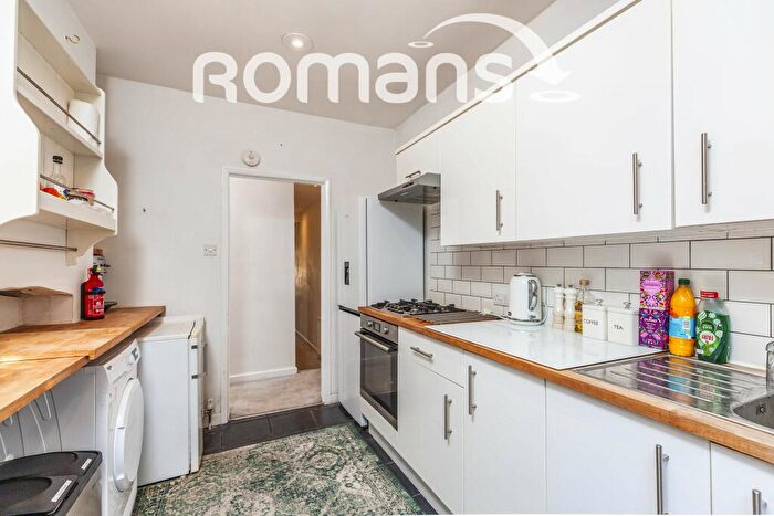 2 Bedroom Flat To Rent In Tyning Terrace, BA1