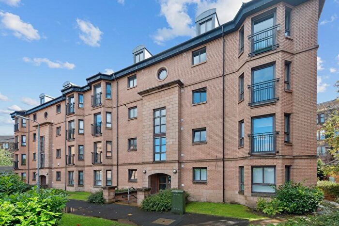 2 Bedroom Flat To Rent In Nursery Street, Flat -, Strathbungo, Glasgow, G41