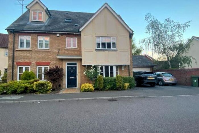 4 Bedroom Detached House To Rent In San Marcos Drive, Grays, RM16