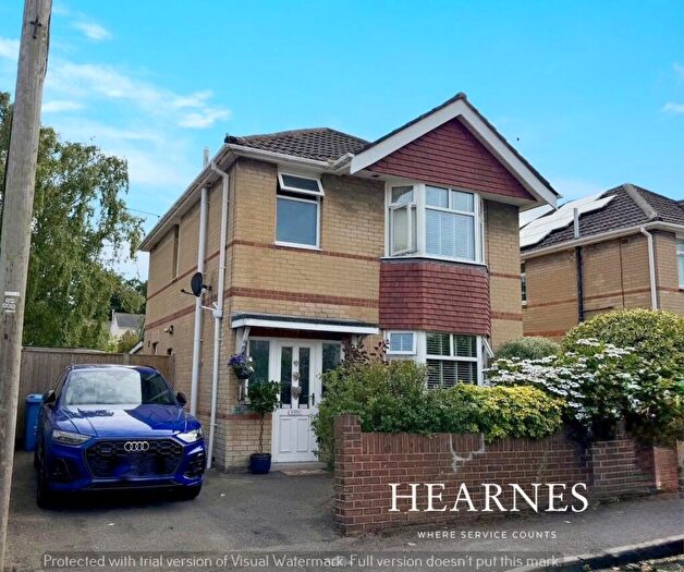 3 Bedroom Detached House For Sale In Alcester Road, Parkstone, Poole, BH12