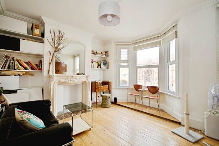 1 Bedroom Flat For Sale In Wakefield Street, East Ham, London, E6