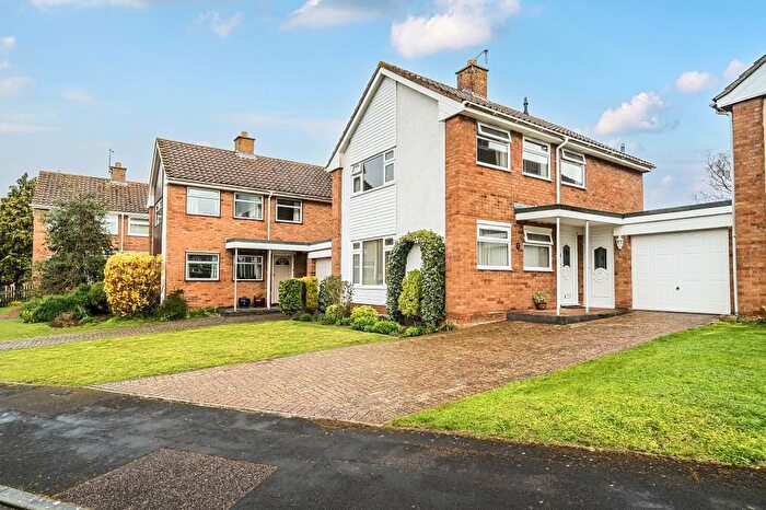 3 Bedroom Detached House For Sale In The Motte, Abingdon, Oxfordshire, OX14