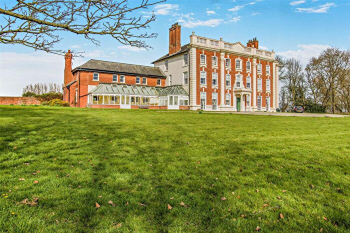 3 Bedroom Apartment For Sale In Pickhill Hall, Wrexham, LL13