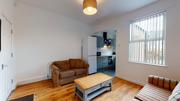 4 Bedroom House To Rent In Shoreham Street, Sheffield - Groups Of Students, S2