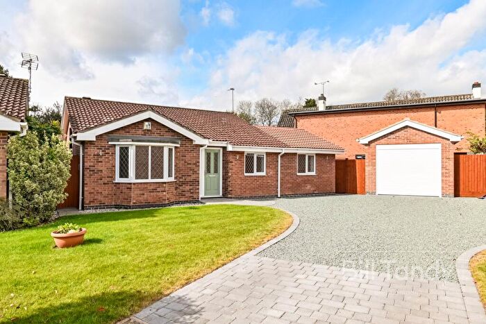 3 Bedroom Bungalow For Sale In Selwyn Close, Alrewas, Burton-on-Trent, DE13