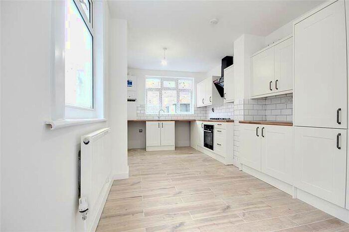 3 Bedroom House To Rent In Montagu Road, Edmonton, N18