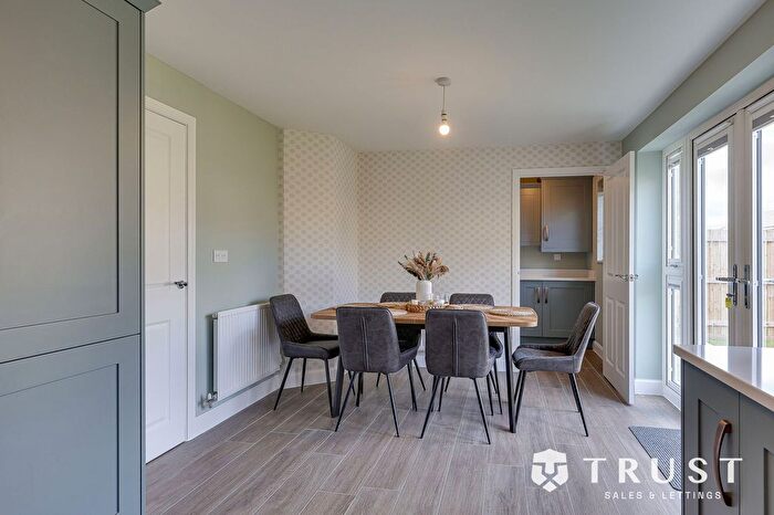 4 Bedroom Detached House For Sale In Churchyard Drive, East Ardsley, WF3