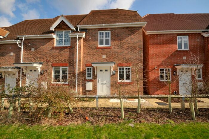 2 Bedroom End Of Terrace House To Rent In St Swithins Road, Fleet, GU51