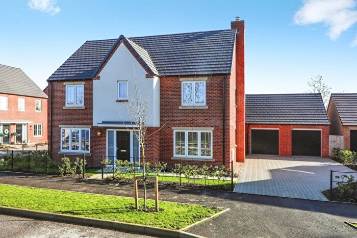 5 Bedroom Detached House For Sale In Butterfly Road, Retford, DN22