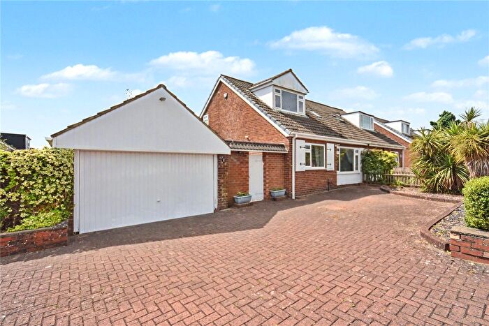 5 Bedroom Semi-Detached House For Sale In Red Hall Garth, Leeds, West Yorkshire, LS14
