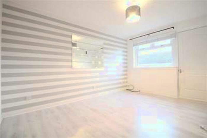 1 Bedroom House To Rent In 138 Dunalastair Drive, Glasgow, G33