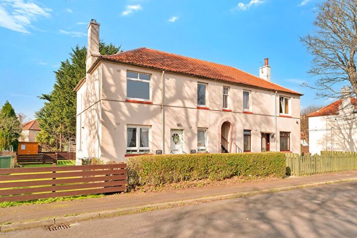 2 Bedroom Flat For Sale In / Saughton Gardens, Saughton, Edinburgh, EH12