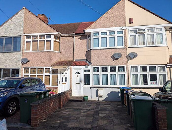 3 Bedroom Terraced House For Sale In Howard Avenue, Bexley, DA5