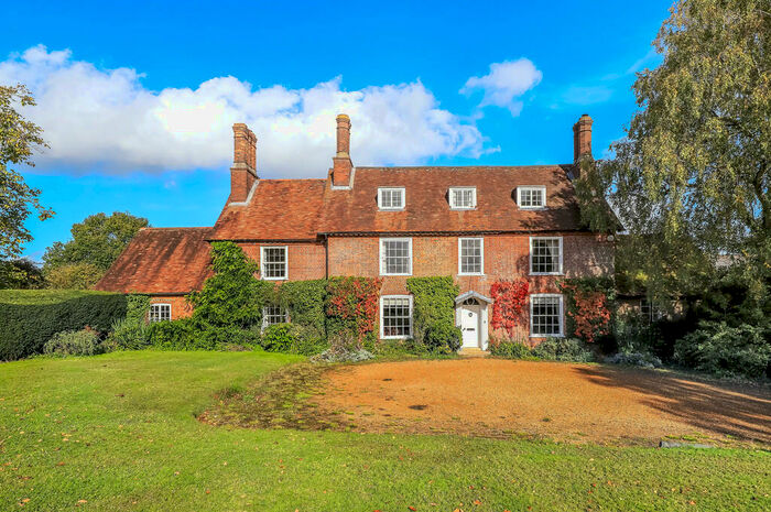 7 Bedroom Farm House For Sale In Gosport Farm, SO51