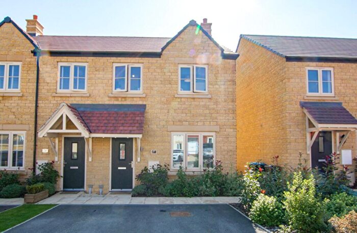3 Bedroom Semi-Detached House To Rent In Mary Box Crescent, Witney, Oxfordshire, OX29