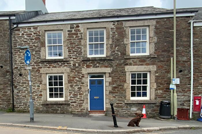 1 Bedroom Flat To Rent In Ford Street, Tavistock, PL19