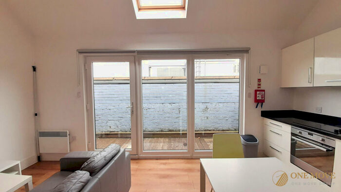 Studio To Rent In Town Hall, Manchester, M3