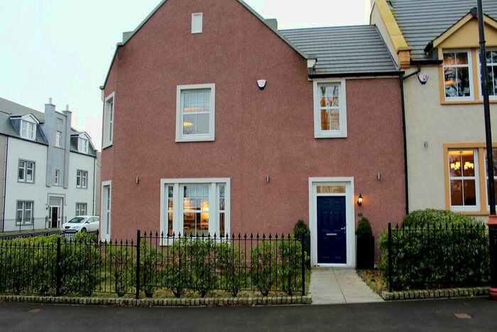 2 Bedroom Flat To Rent In Castle Meadow, Ellon, AB41