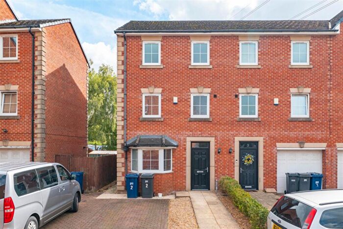 5 Bedroom House To Rent In Tramway Lane, Bamber Bridge, Preston, PR5