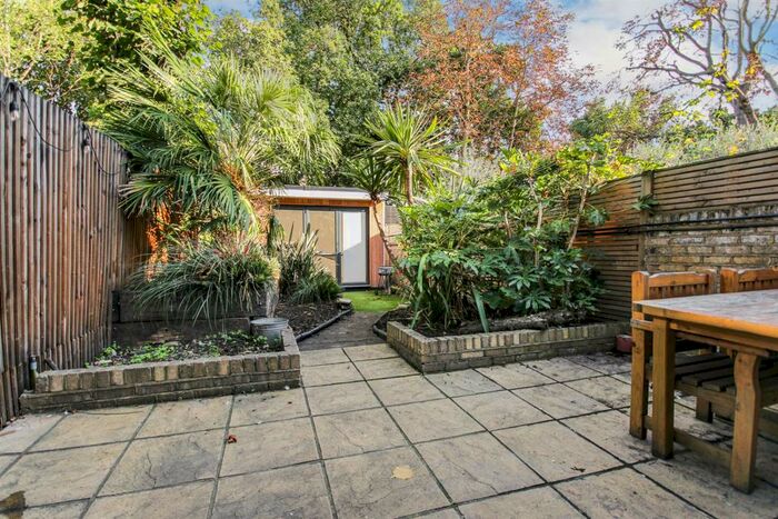 1 Bedroom Apartment To Rent In Ambler Road, N4