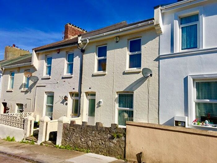 3 Bedroom Property To Rent In Camden Road, Torquay, TQ1