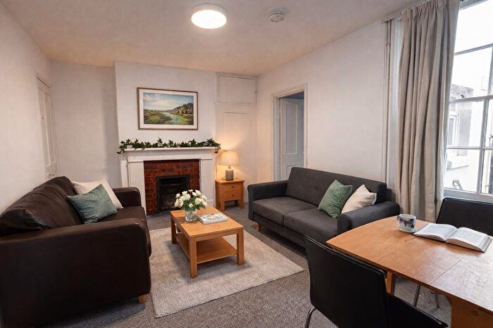 4 Bedroom Terraced House To Rent In York Road, Canterbury, CT1