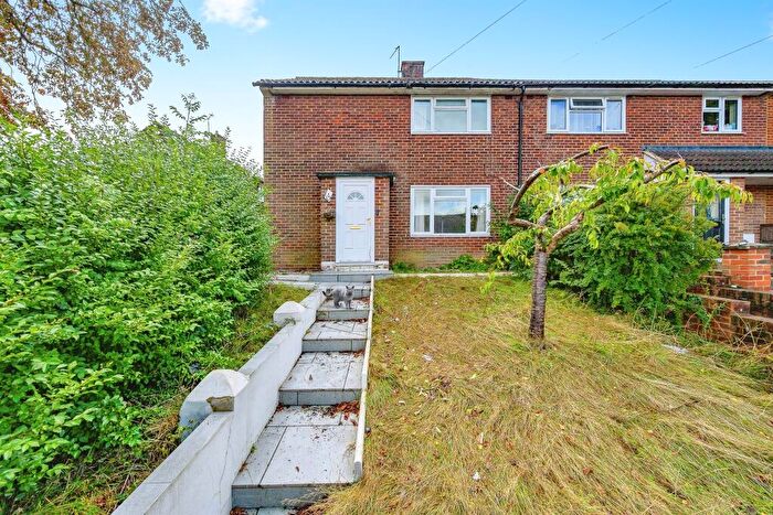 3 Bedroom End Of Terrace House For Sale In Towers Road, Hemel Hempstead, HP2
