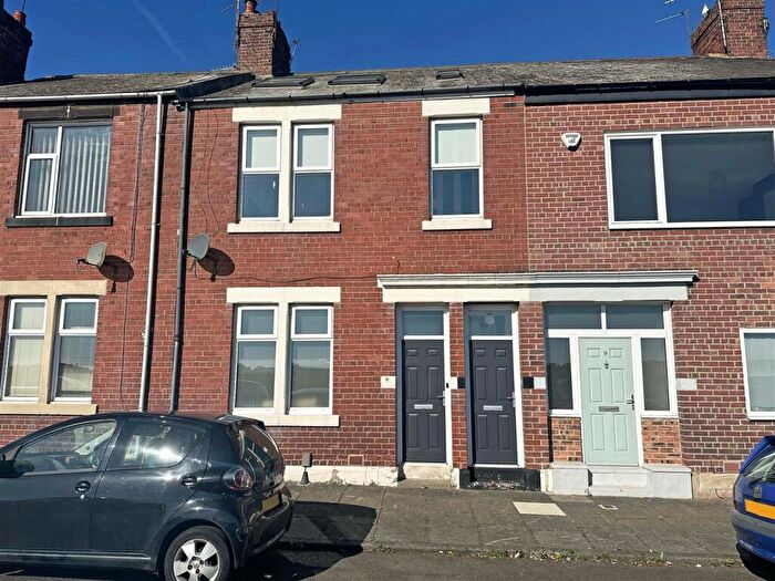 1 Bedroom Flat To Rent In Yeoman Street, North Shields, Tyne And Wear, NE29