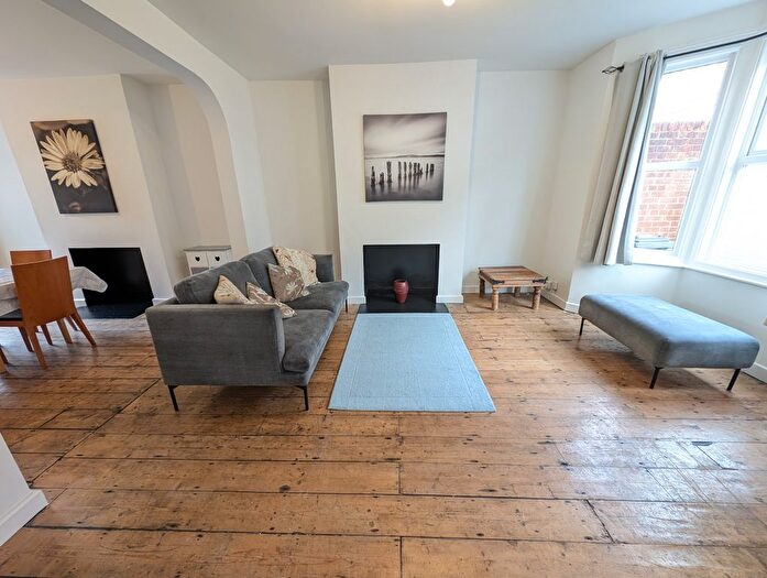 2 Bedroom Terraced House For Sale In Ashgrove Road, Bedminster, Bristol, BS3