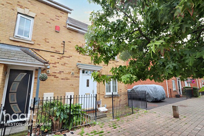 3 Bedroom Semi-Detached House For Sale In Worle Moor Road, Weston-Super-Mare, BS24
