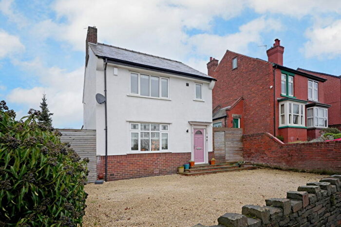 3 Bedroom Detached House For Sale In High Street, New Whittington, S43