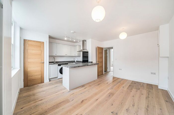 1 Bedroom Flat To Rent In Kinnings Row, Tonbridge, TN9