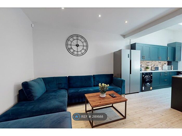 7 Bedroom Terraced House To Rent In Alderson Road, Liverpool, L15