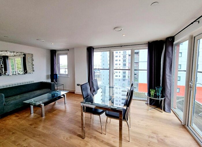 2 Bedroom Flat To Rent In Mast Quay, London, SE18