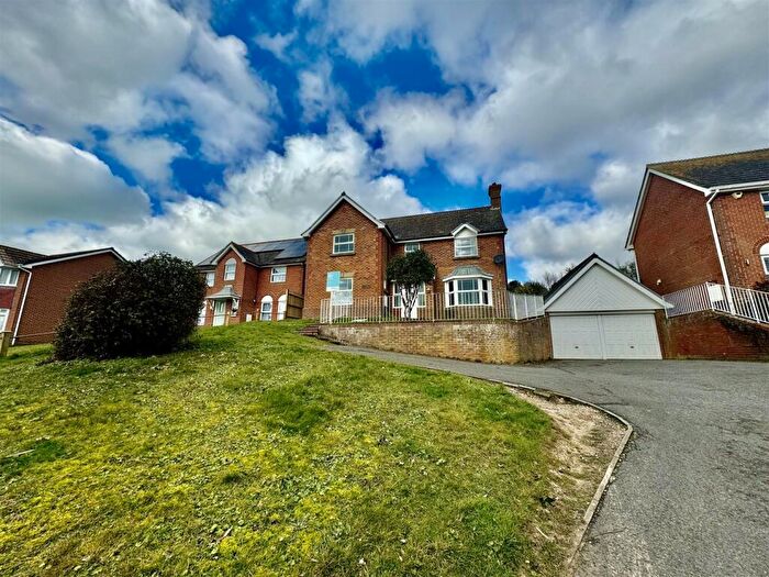 4 Bedroom Detached House To Rent In Katherine Way Seaford, BN25