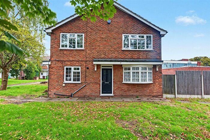 3 Bedroom End Terrace House For Sale In Saxon Green, Nottingham, NG7