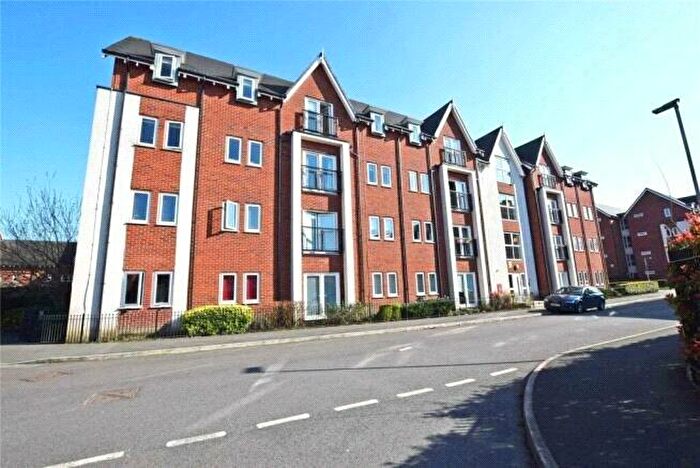 2 Bedroom Apartment To Rent In Houseman Crescent, West Didsbury, Manchester, M20