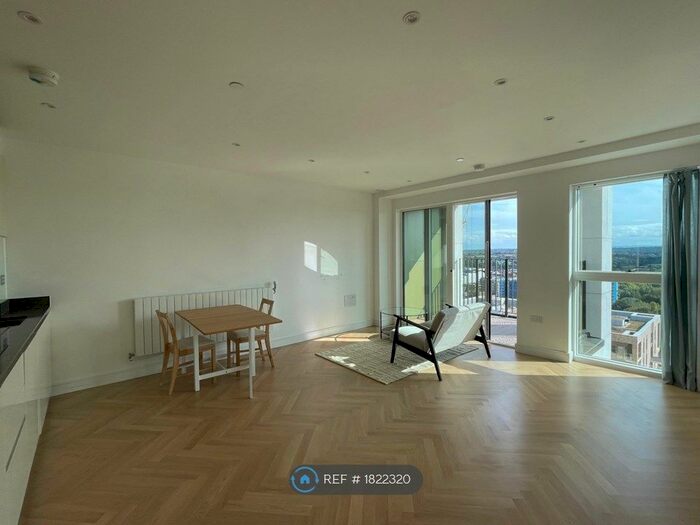 2 Bedroom Flat To Rent In Birch House, London, SE3