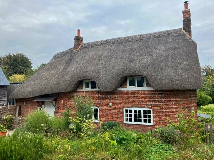 2 Bedroom House To Rent In Shalbourne, Marlborough, Wiltshire, SN8