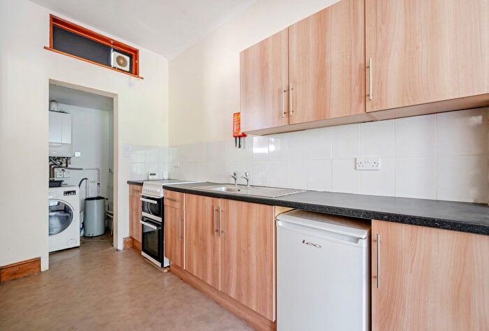 3 Bedroom Maisonette For Sale In London Street, Bath, Somerset, BA1